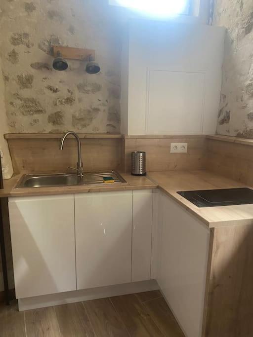 Loft En Plein Coeur Du Village 생폴드방스 외부 사진